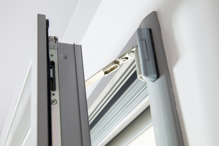 Fenêtre aluminium oscillo-battante - Menuiserie Bouvet Fenêtre aluminium oscillo-battante - Menuiserie Bouvet